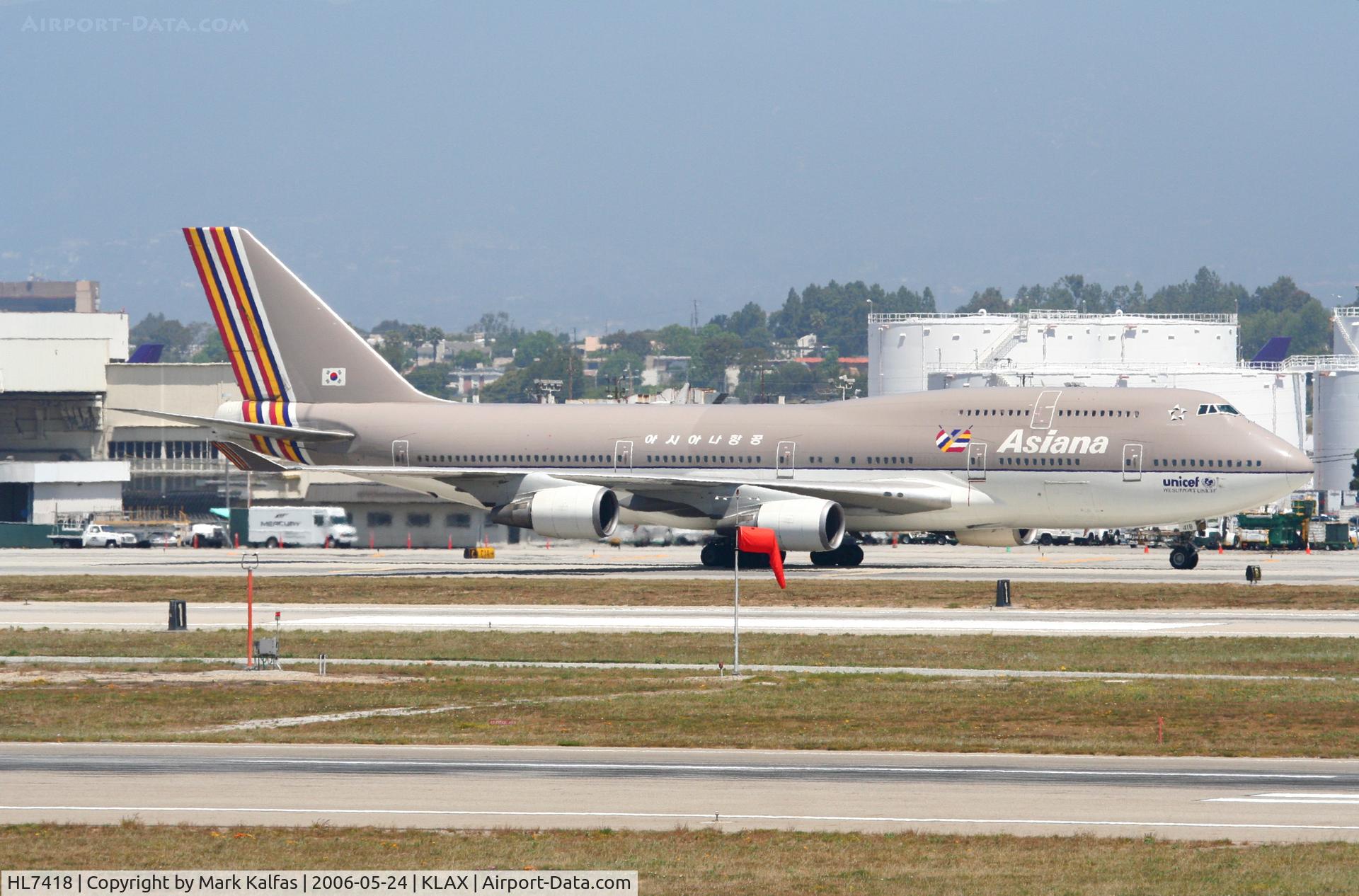 HL7418, 1994 Boeing 747-48E C/N 25780, Asiana Boeing 747-48EF, HL7418 taxiway BRAVO KLAX