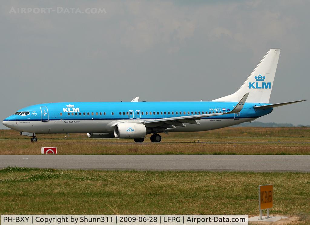 PH-BXY, 2008 Boeing 737-8K2 C/N 30372, Taxiing for departure...