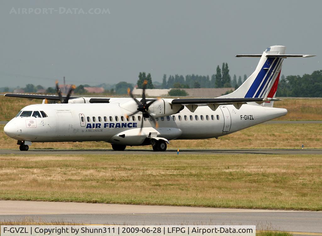 F-GVZL, 1998 ATR 72-212A C/N 553, Taxiing for departure...