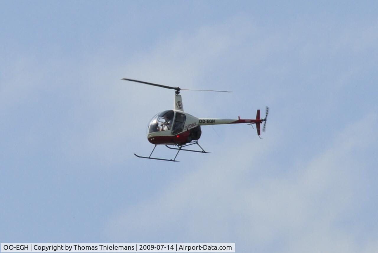 OO-EGH, Robinson R22 Beta C/N 1360, in flight