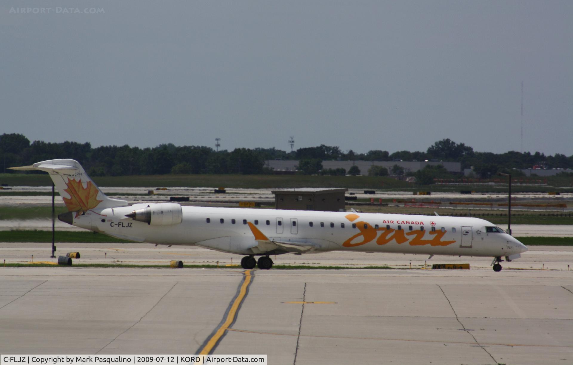 C-FLJZ, 2005 Canadair CRJ-900 (CL-600-2D24) C/N 15045, CL-600-2D15