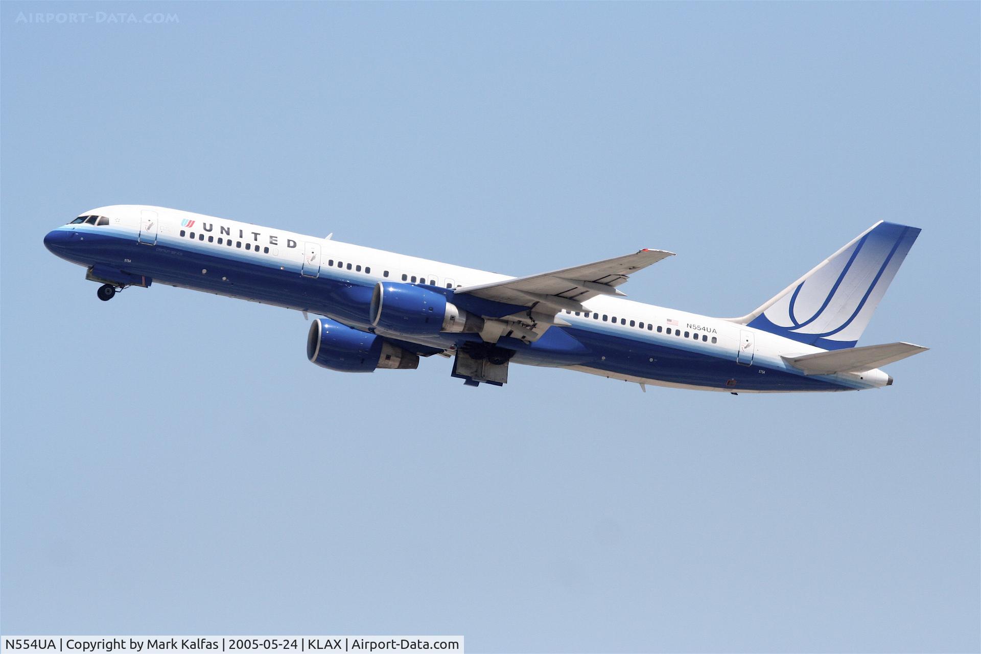 N554UA, 1992 Boeing 757-222 C/N 26644, United Airlines Boeing 757-222, N554UA departs KLAX RWY 25R