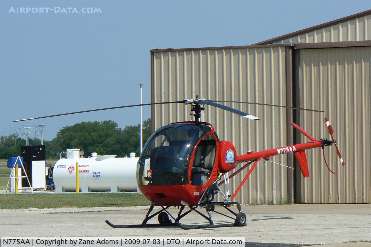 N775AA, 2007 Schweizer 269C C/N S1903, At Denton Municipal