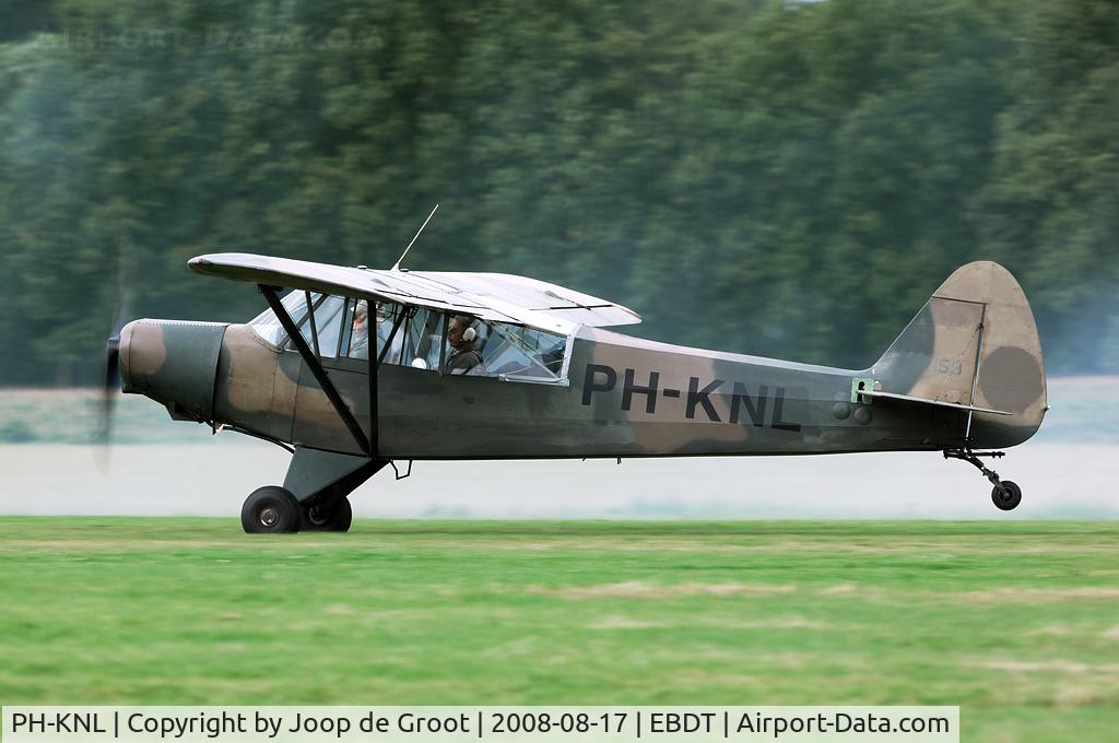 PH-KNL, Piper PA-18-135 Super Cub C/N 18-3849, old timer fly in 2008