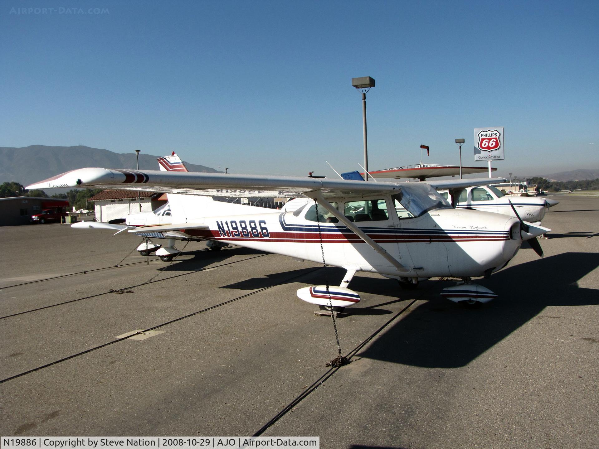 N19886, 1972 Cessna 172M C/N 17260834, 1972 Cessna 172M @ Corona, CA