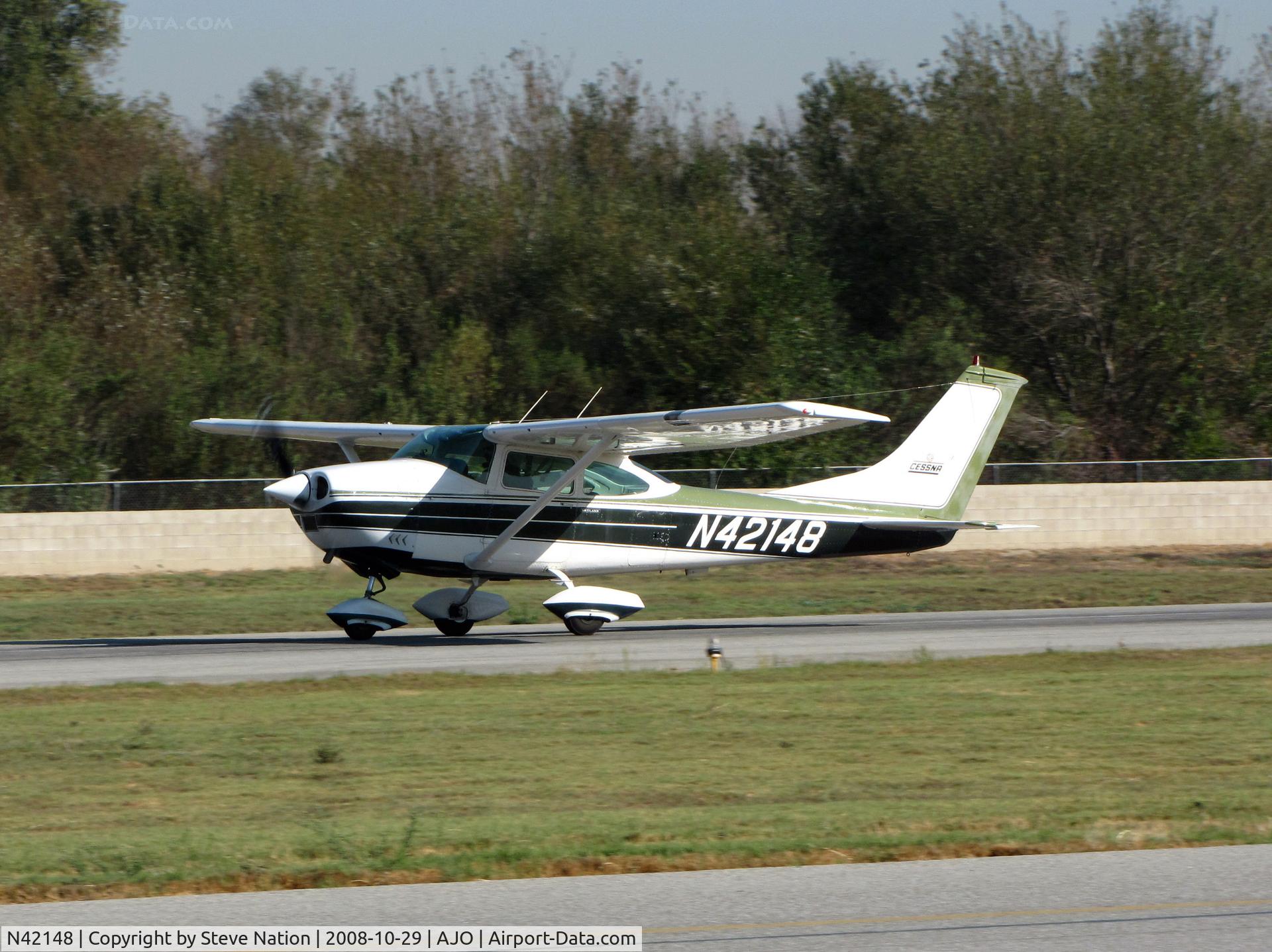 N42148, 1968 Cessna 182L Skylane C/N 18258874, 1968 Cessna 182L taking-off @ Corona, CA
