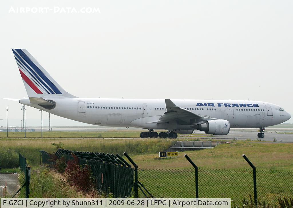 F-GZCI, 2002 Airbus A330-203 C/N 502, Taxiing for departure...