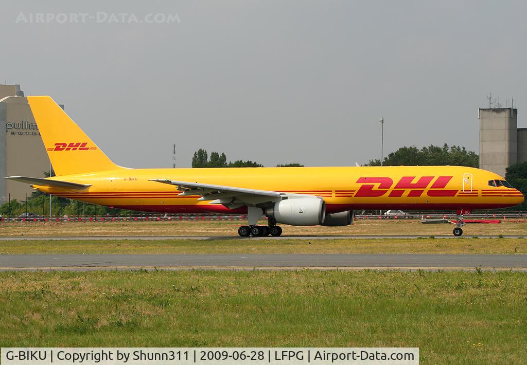 G-BIKU, 1985 Boeing 757-236/SF C/N 23399, Taxiing for departure...