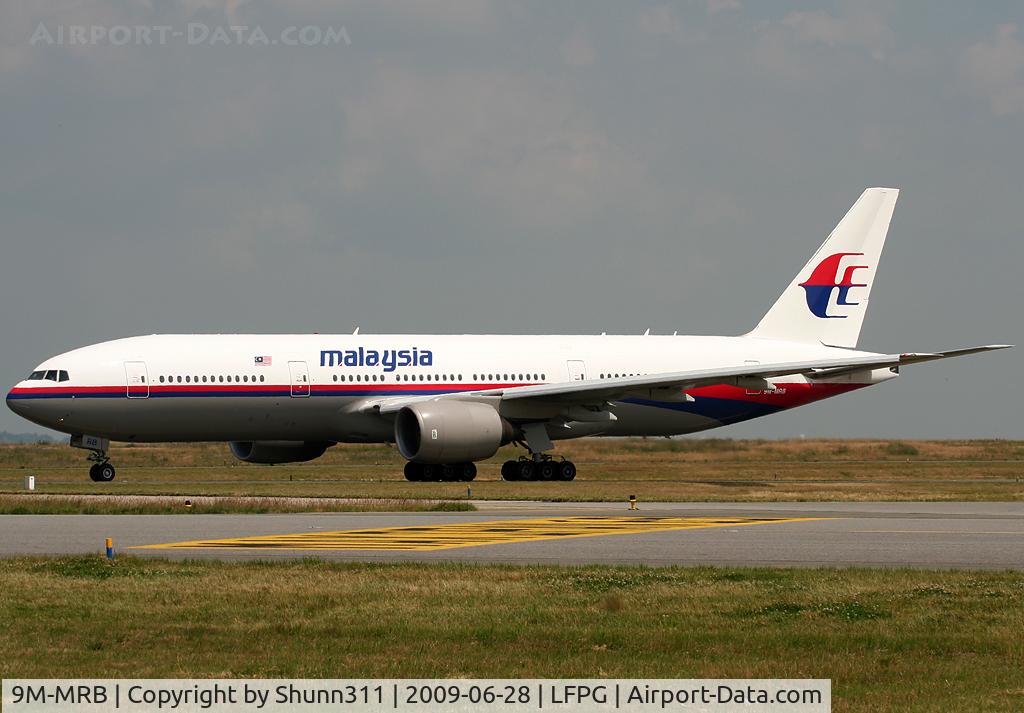 9M-MRB, 1997 Boeing 777-2H6/ER C/N 28409, Taxiing for departure...