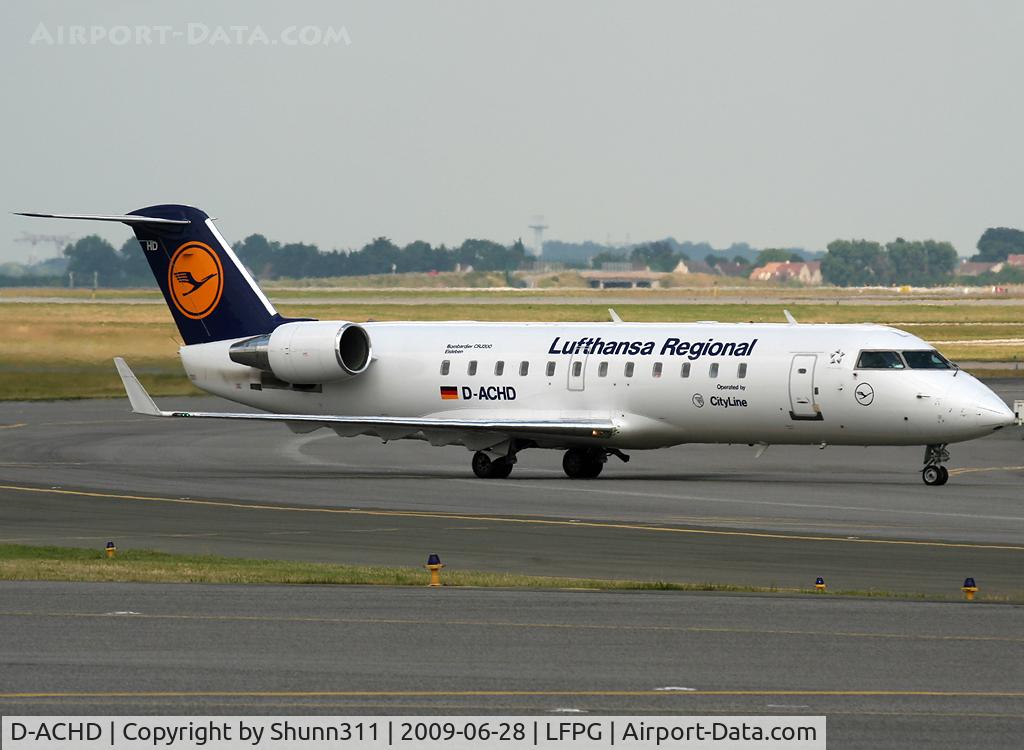 D-ACHD, 2000 Canadair CRJ-200LR (CL-600-2B19) C/N 7403, Arriving to his gate with no patch on right side...