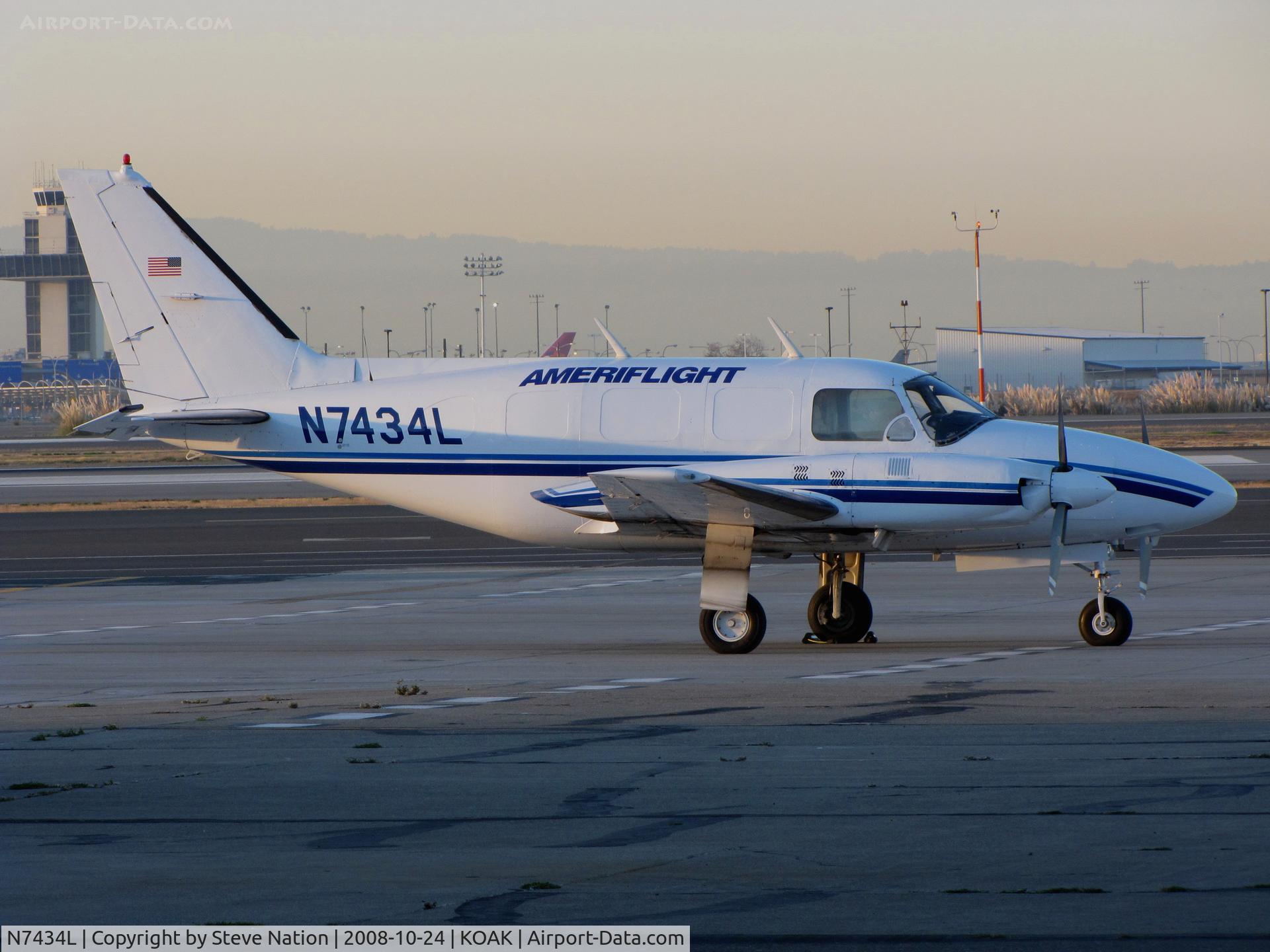 N7434L, 1972 Piper PA-31-310 Navajo C/N 31-822, Ameriflight 1972 Piper PA-31-310 freighter in standard colors@ RHV