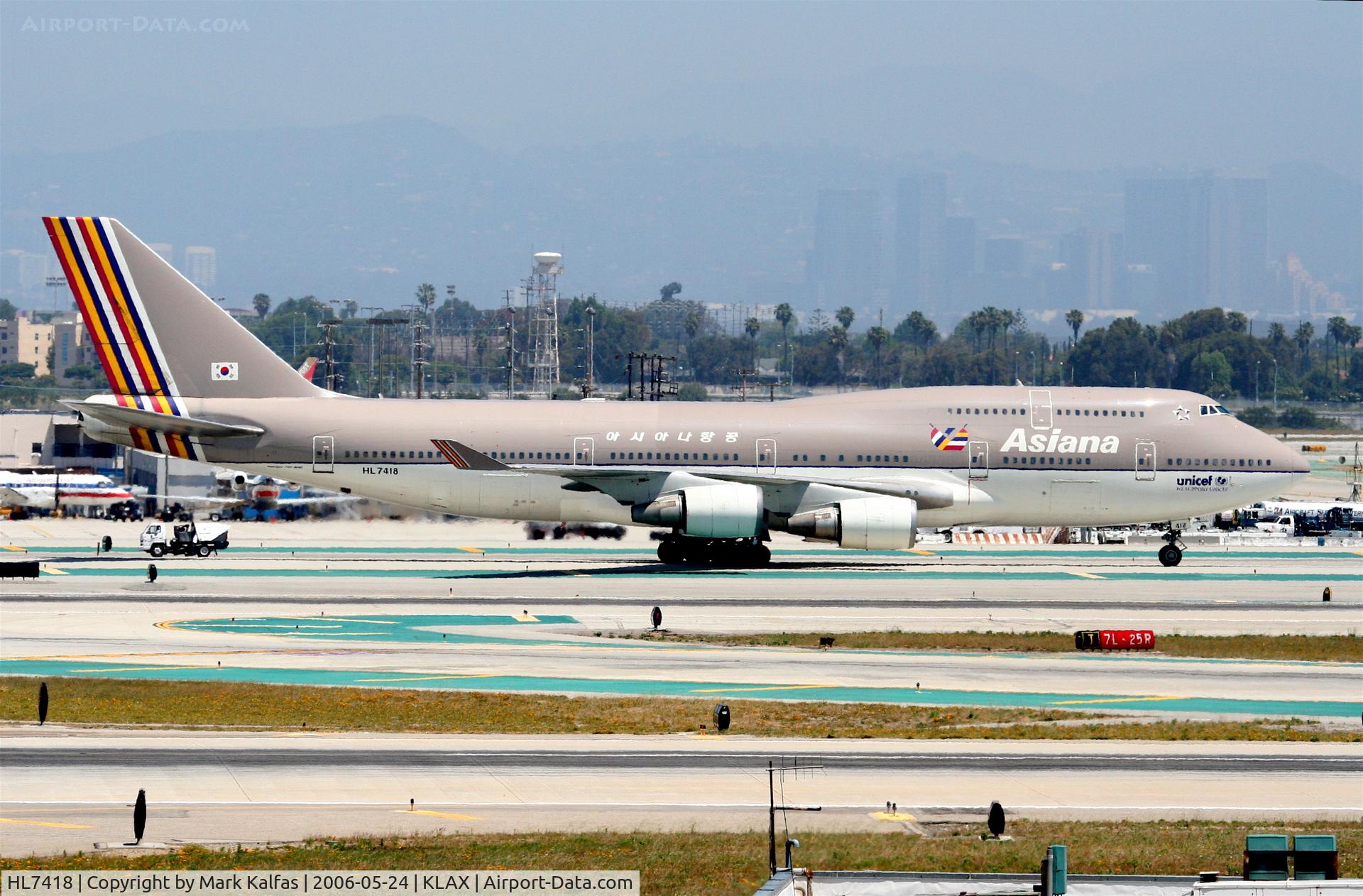 HL7418, 1994 Boeing 747-48E C/N 25780, Asiana Boeing 747-48EF, HL7418 taxiway Charlie KLAX