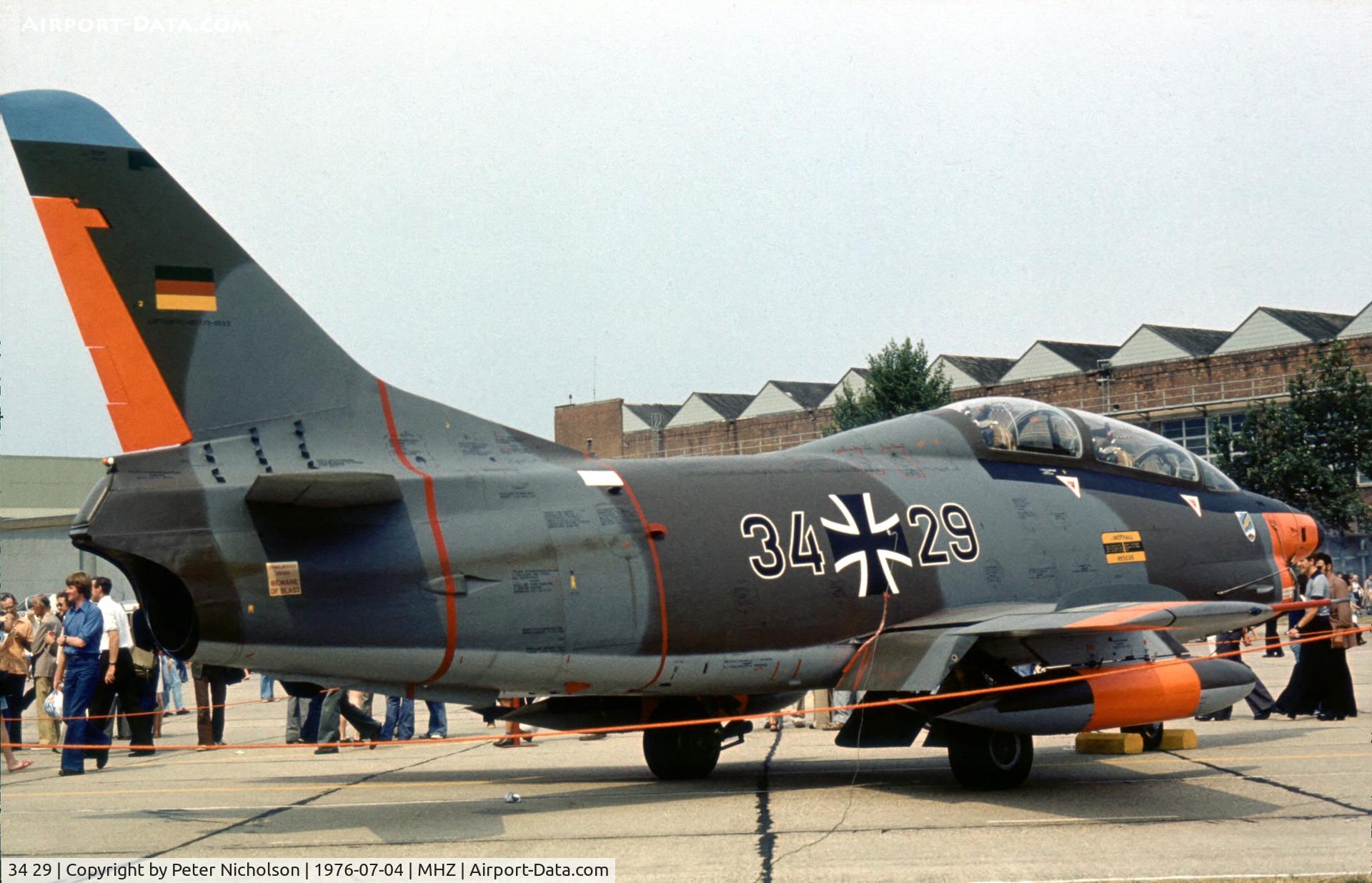 34 29, Fiat G-91T C/N 0032, G-91T/3 of WS-50 at the 1976 Mildenhall Air Fete.