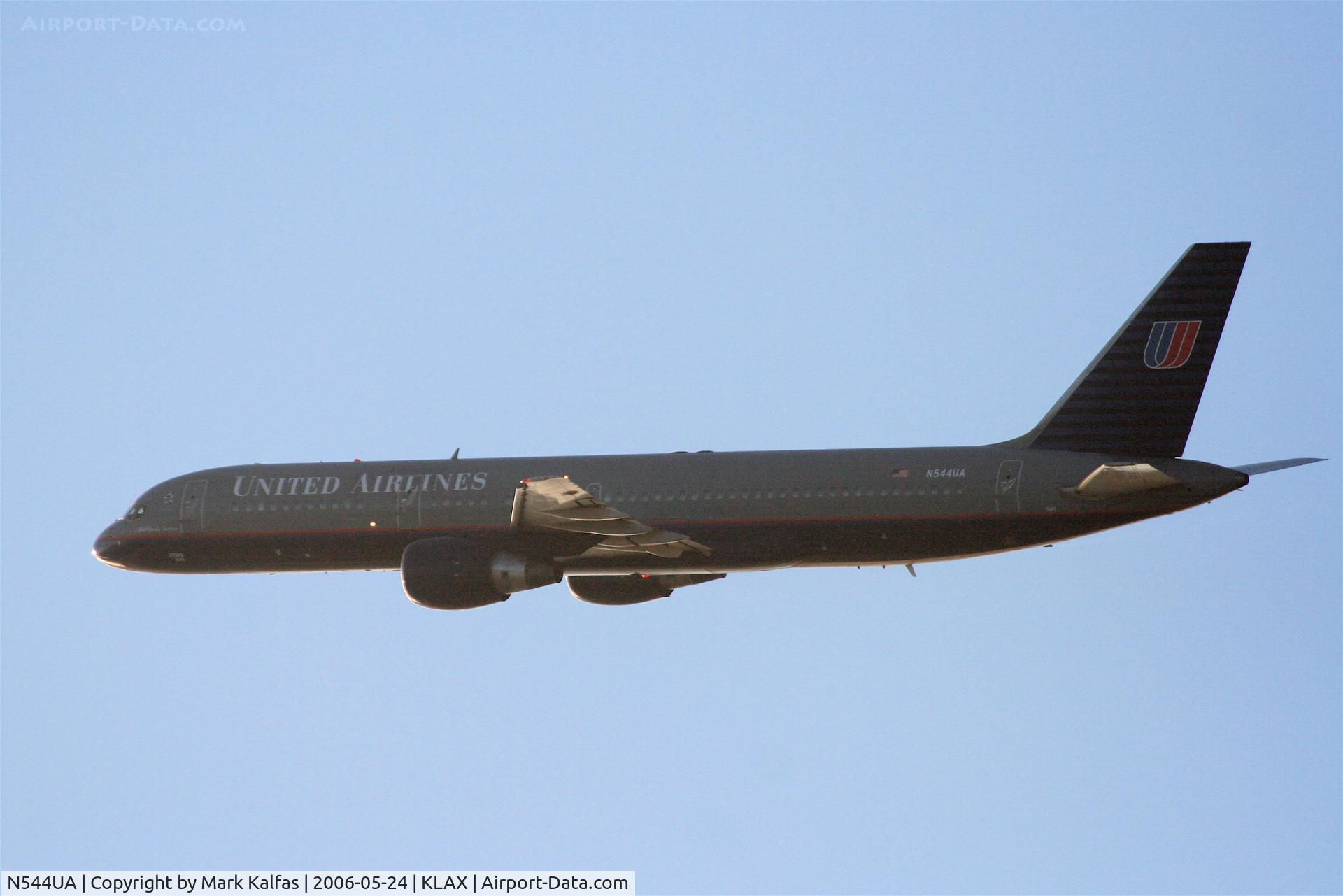 N544UA, 1991 Boeing 757-222 C/N 25322, United Airlines Boeing 757-222, N544UA departs KLAX RWY 25R