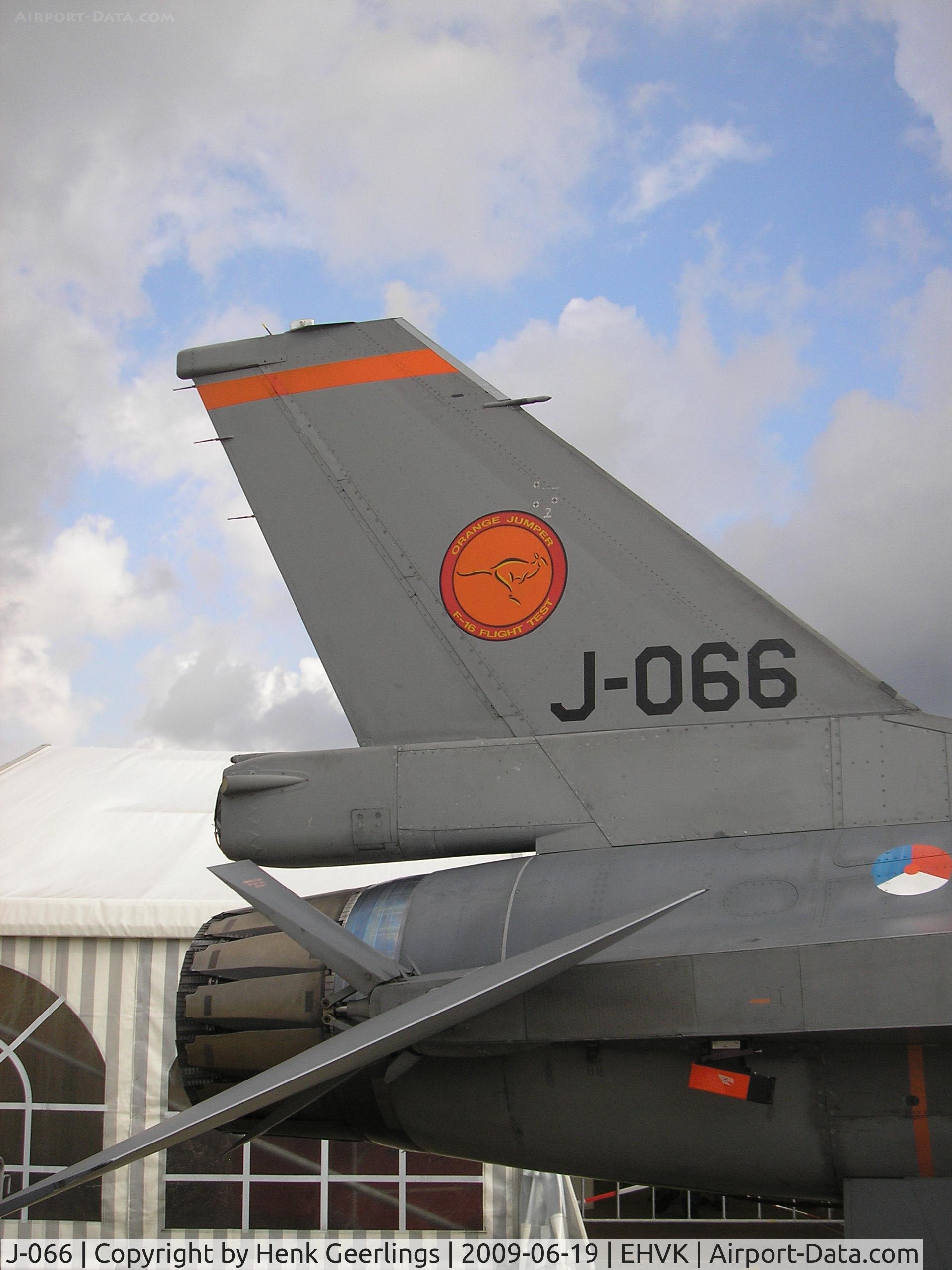 J-066, 1987 General Dynamics F-16BM Fighting Falcon C/N 6E-35, Dutch AF Openday , Volkel AFB