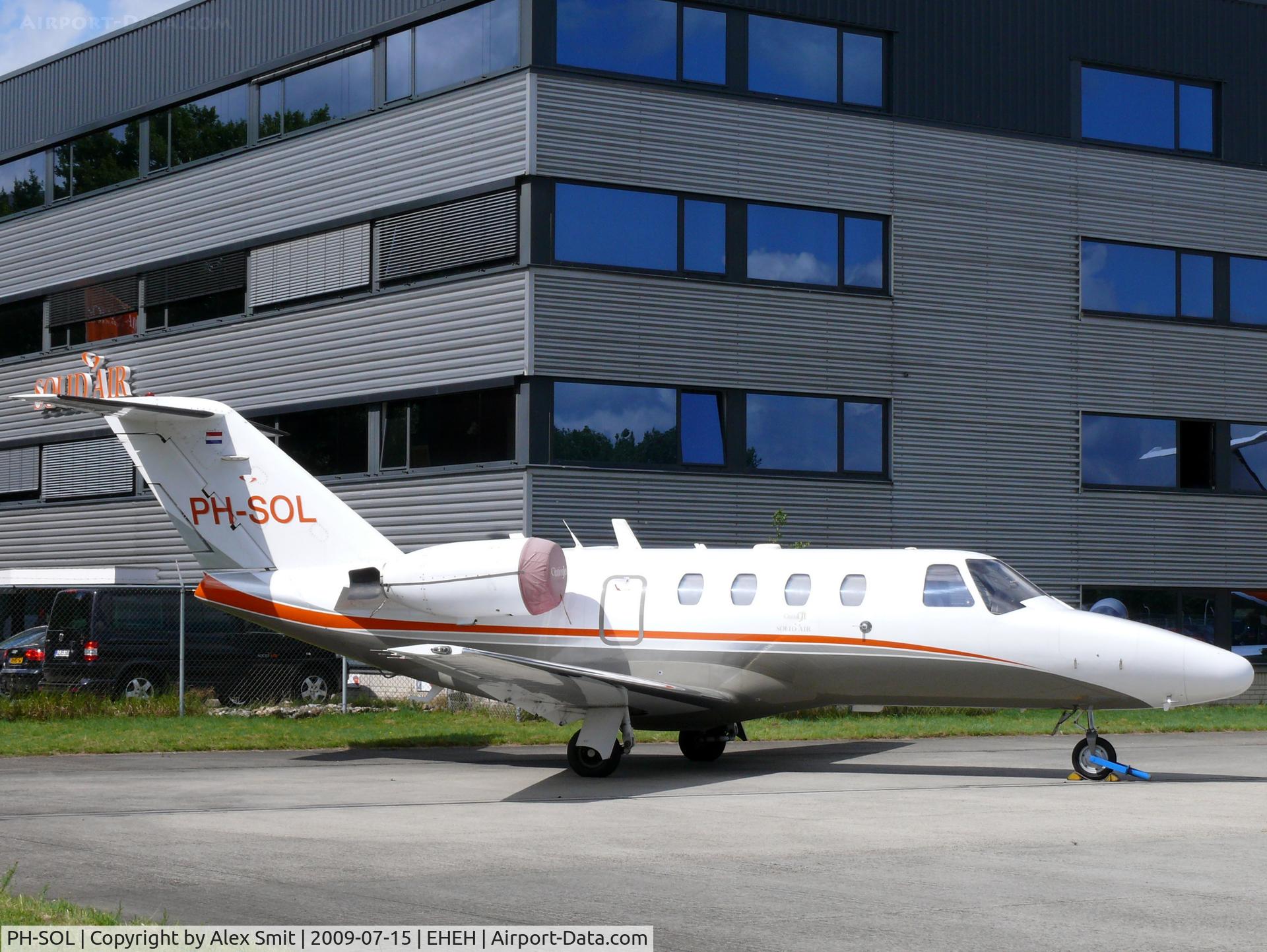 PH-SOL, 2001 Cessna 525 CitationJet CJ1 C/N 525-0417, Cessna C525 CitationJet PH-SOL SolidaiR
