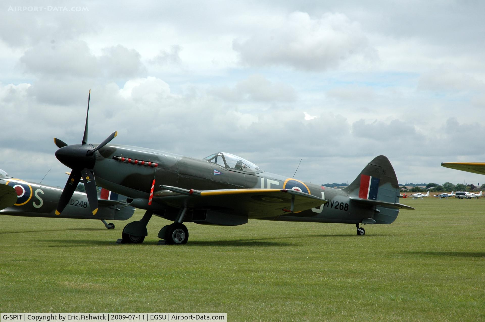 G-SPIT, 1944 Supermarine 379 Spitfire FR.XIV C/N 6S/649205, 1. MV268 at Duxford Flying Legends Air Show July 09 (was G-BGHB)