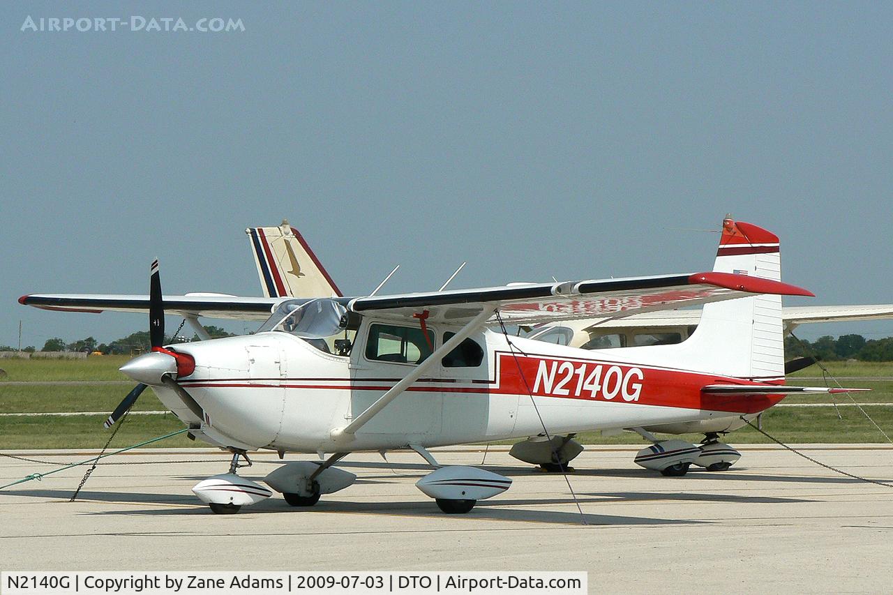 N2140G, 1958 Cessna 182A Skylane C/N 51440, At Denton Municipal