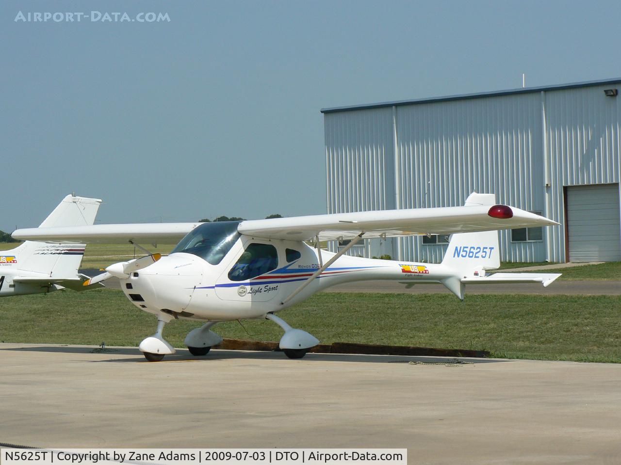 N5625T, 2007 Remos G-3/600 Gemini Mirage C/N 207, At Denton Municipal