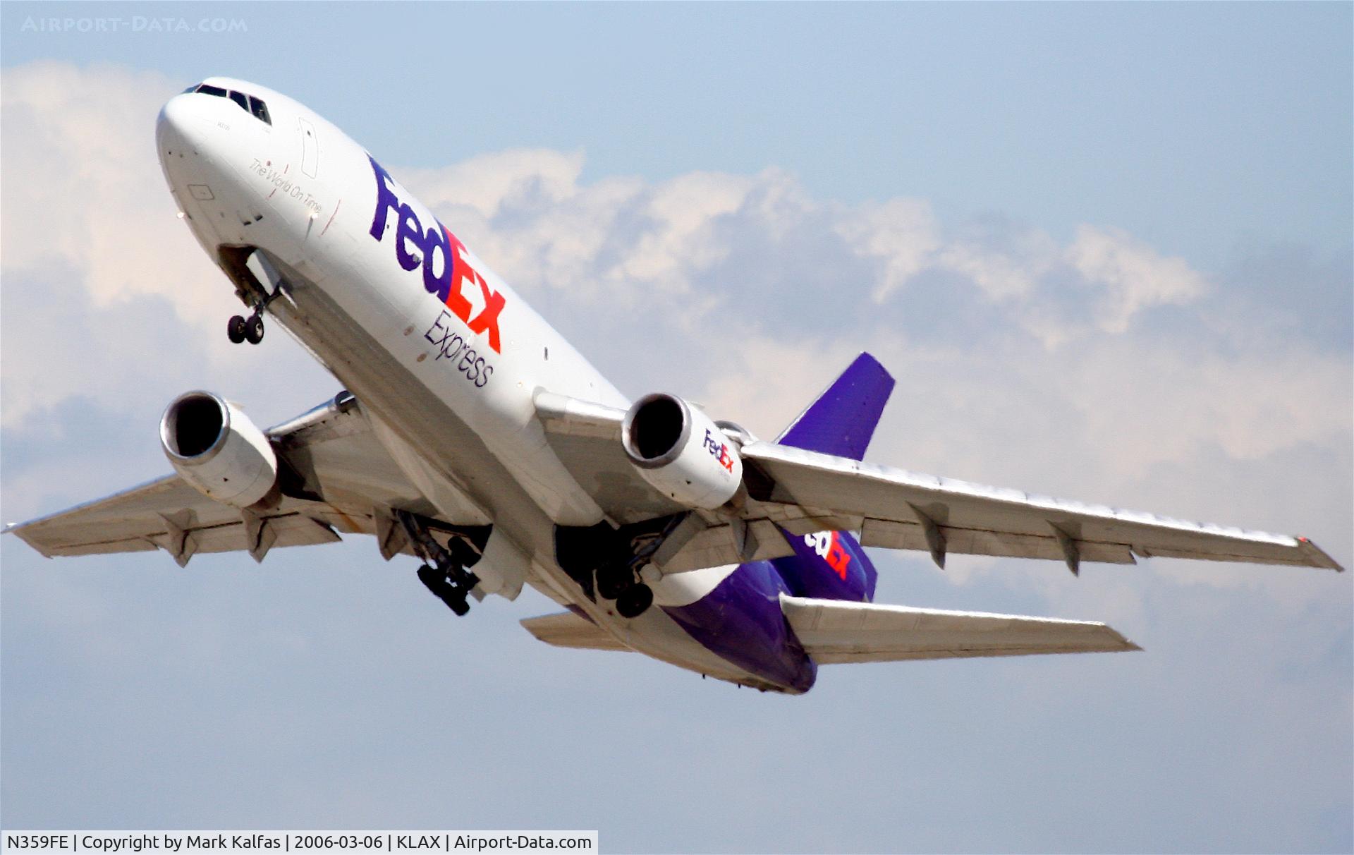 N359FE, 1980 McDonnell Douglas MD-10-10F C/N 46635, Fed Ex, N326FE, DC-10-10F (ex United Airlines N1842U) departing 25L KLAX