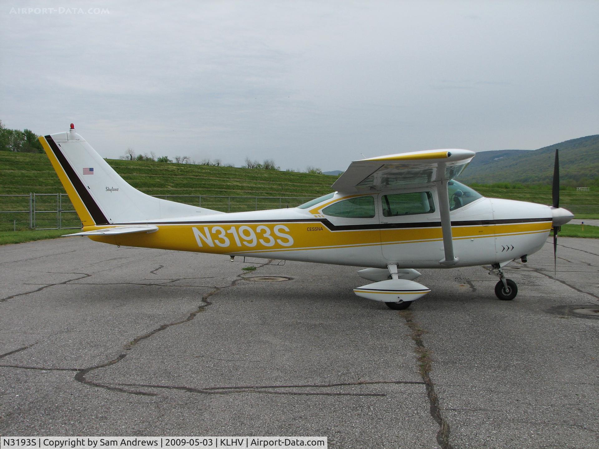 N3193S, 1964 Cessna 182G Skylane C/N 18255693, Taken at the Annual Pancake Breakfast at Lock Haven, PA