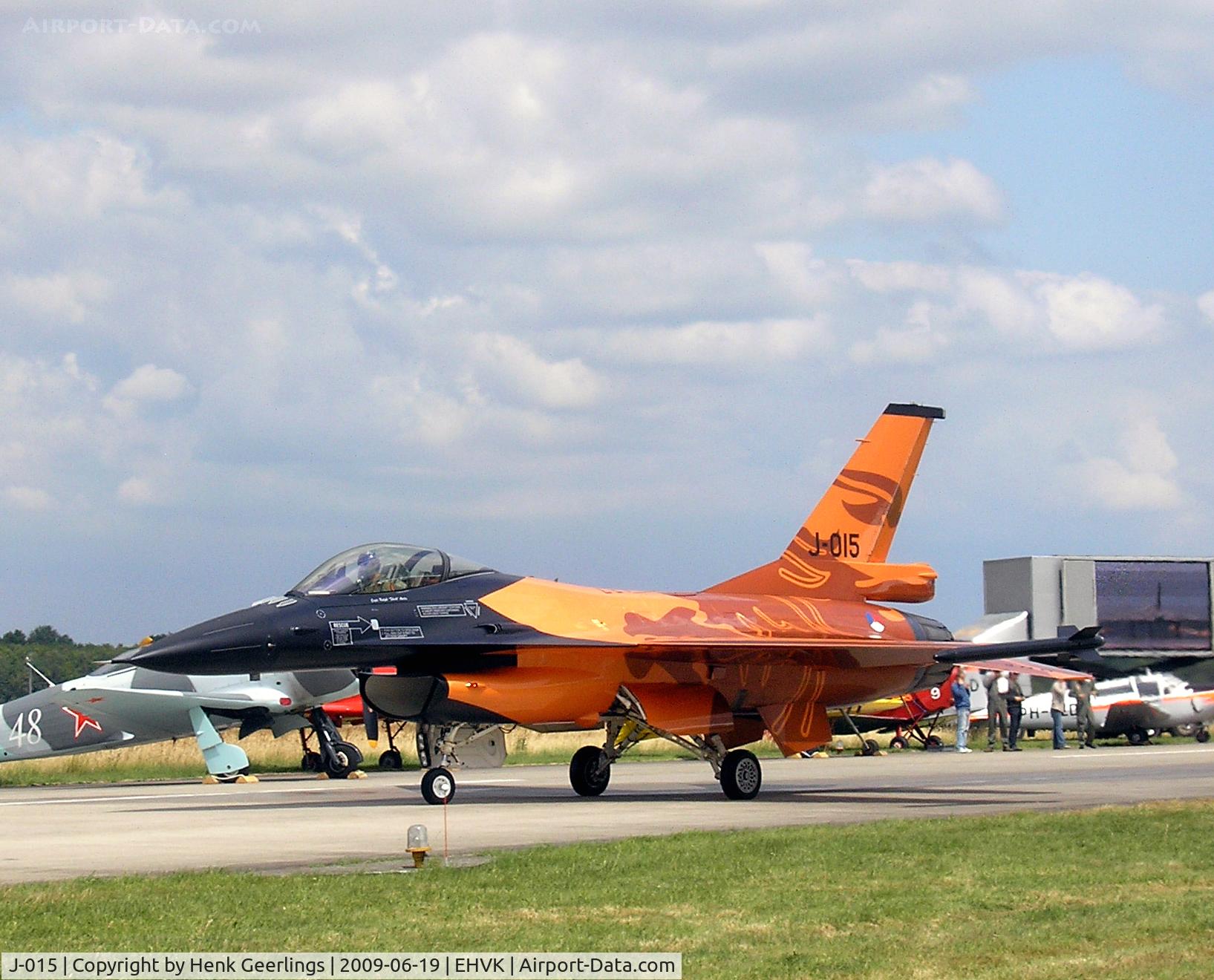 J-015, 1991 Fokker F-16A Fighting Falcon C/N 6D-171, Dutch AF Openday , Volkel AFB , cs Demo
