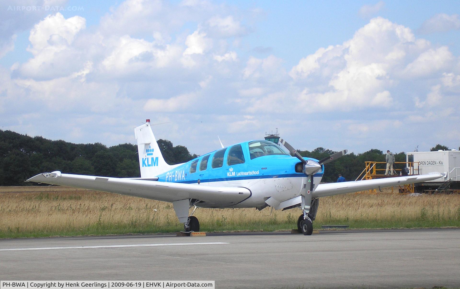 PH-BWA, Beechcraft A36 C/N E-2581, Dutch AF Openday , Volkel AFB ; KLM Flying School
