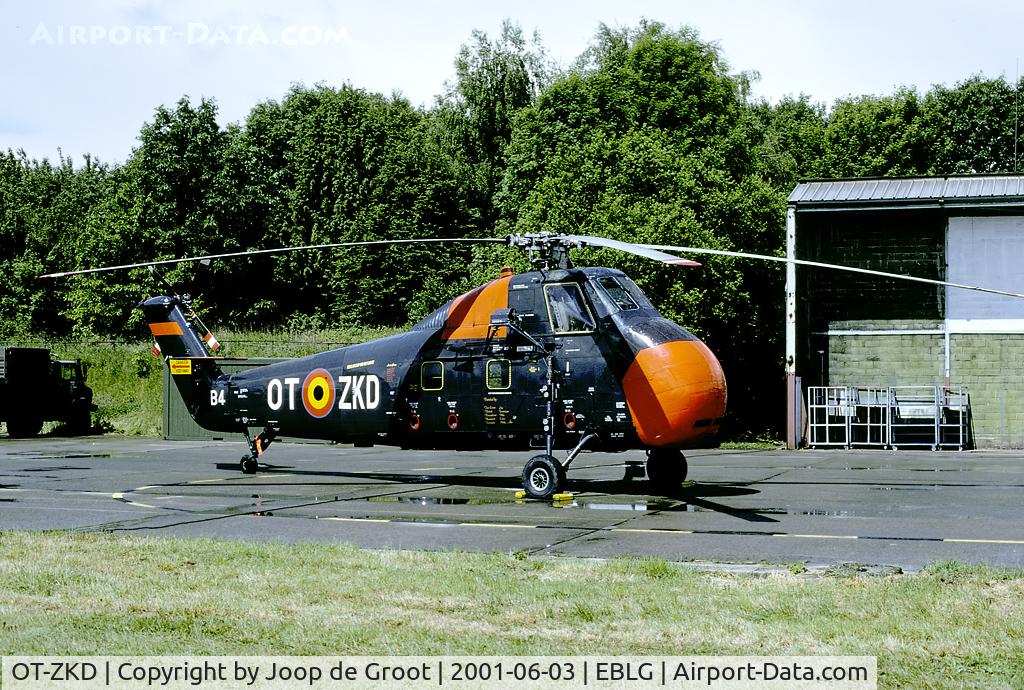 OT-ZKD, Sikorsky HSS-1 Seabat (S-58) C/N SA145, Being withdrawn in the mid eighties this UH-34 is well preserved. During the 2001 heli meeting the heli was placed in front of an hangar.