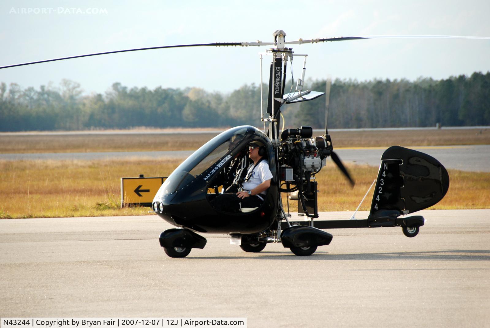 N43244, 2005 RAF 2000 C/N H2-03-14-597, Me Training in Brewton Al