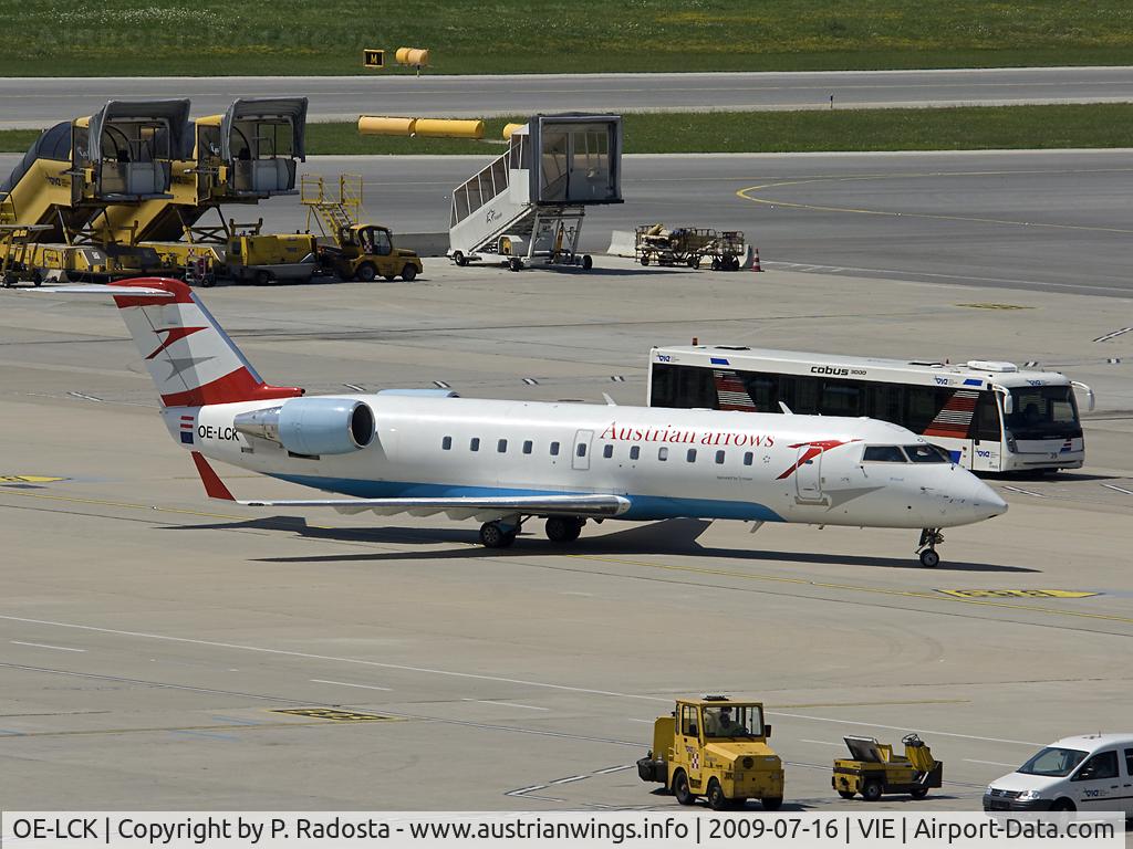 OE-LCK, 1997 Canadair CRJ-200LR (CL-600-2B19) C/N 7148, The CRJ will leave Austrians fleet until 2010