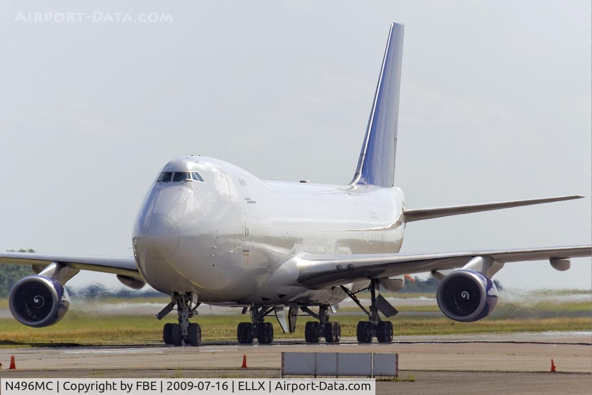 N496MC, 1999 Boeing 747-47UF C/N 29257, start up at Findel
