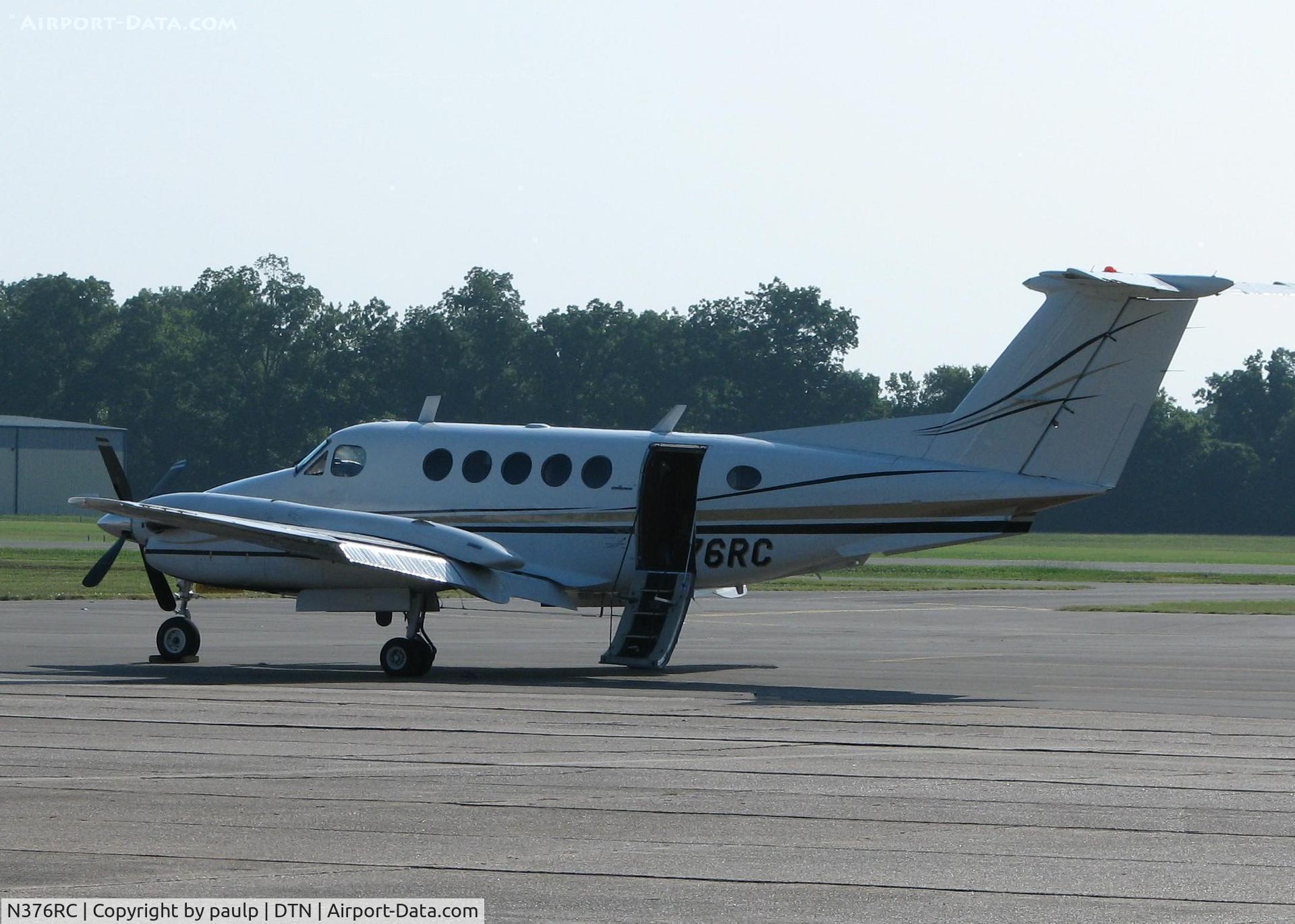 N376RC, 1978 Beech 200 Super King Air C/N BB-376, Parked at the Shreveport Downtown airport.