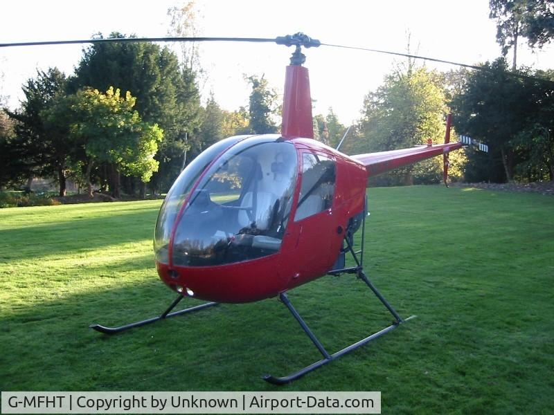 G-MFHT, 1996 Robinson R22 Beta C/N 2601, Robinson R22 Beta II