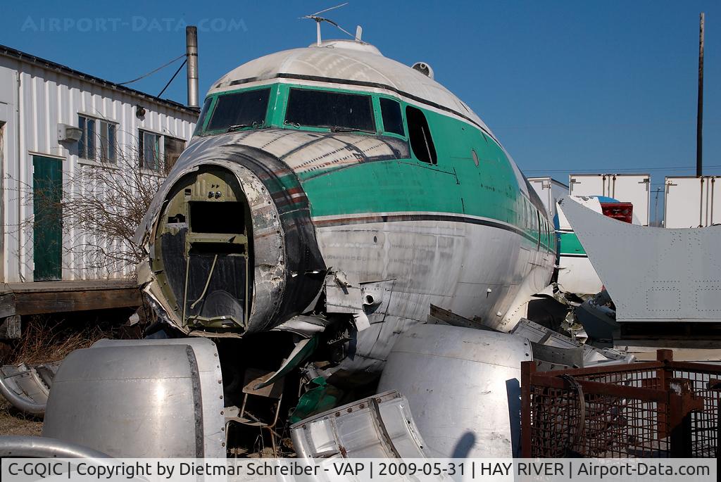 C-GQIC, 1944 Douglas C-54E Skymaster (DC-4) C/N 27343, ex Buffalo Airways DC4