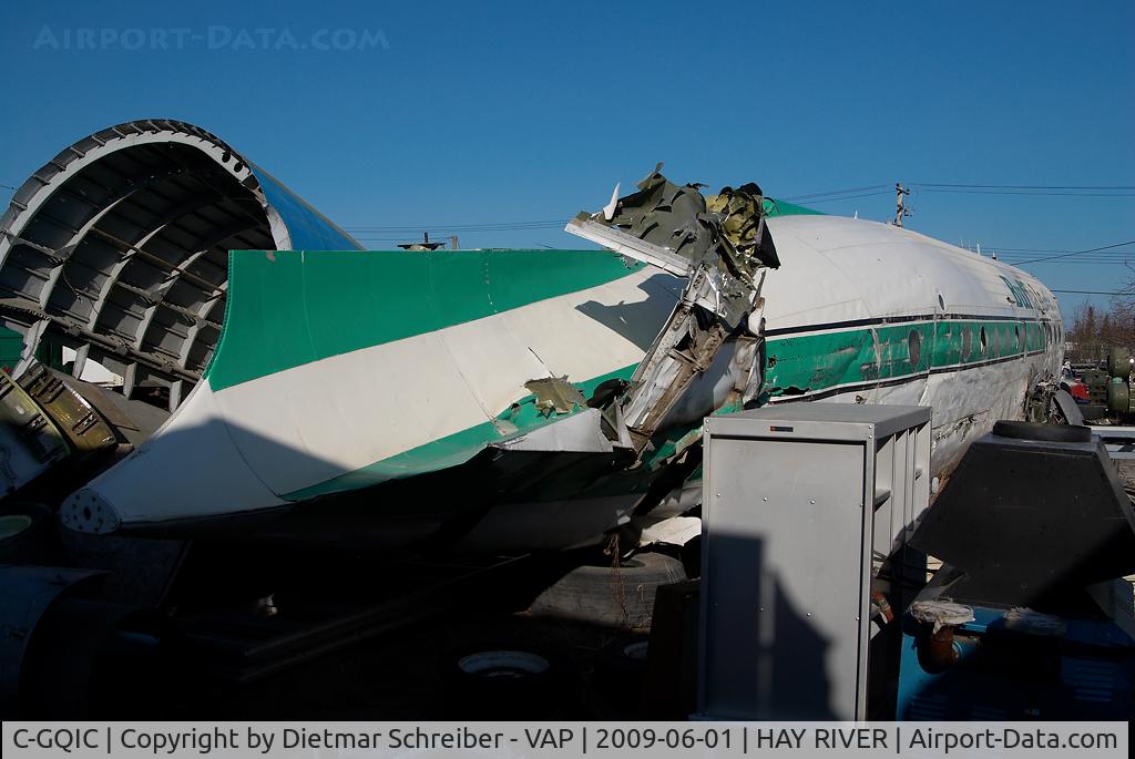 C-GQIC, 1944 Douglas C-54E Skymaster (DC-4) C/N 27343, ex Buffalo Airways DC4