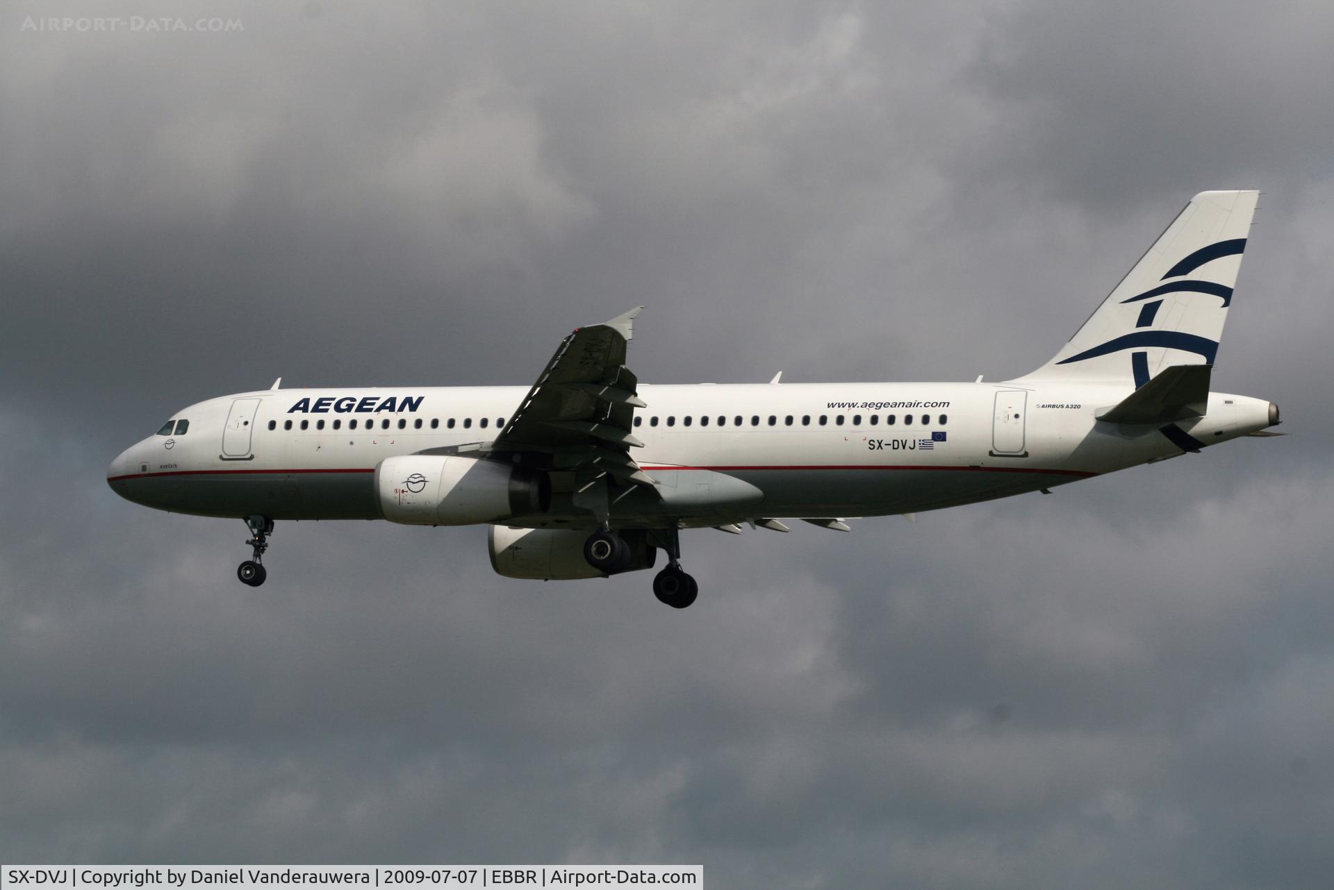 SX-DVJ, 2007 Airbus A320-232 C/N 3365, arrival of flight A3 620 to rwy 25L