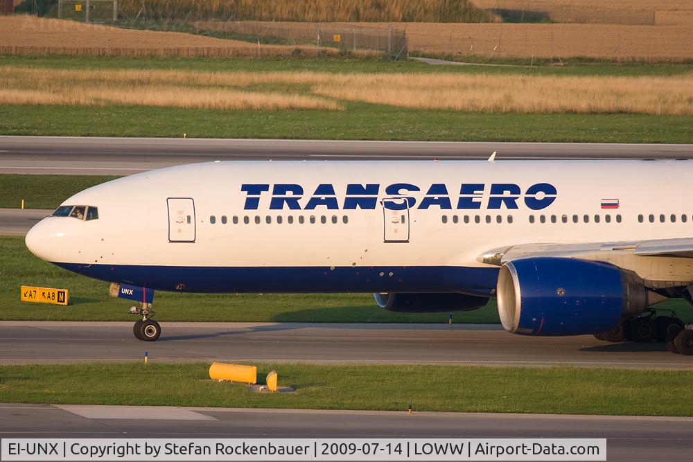 EI-UNX, 1999 Boeing 777-222/ER C/N 30213, -