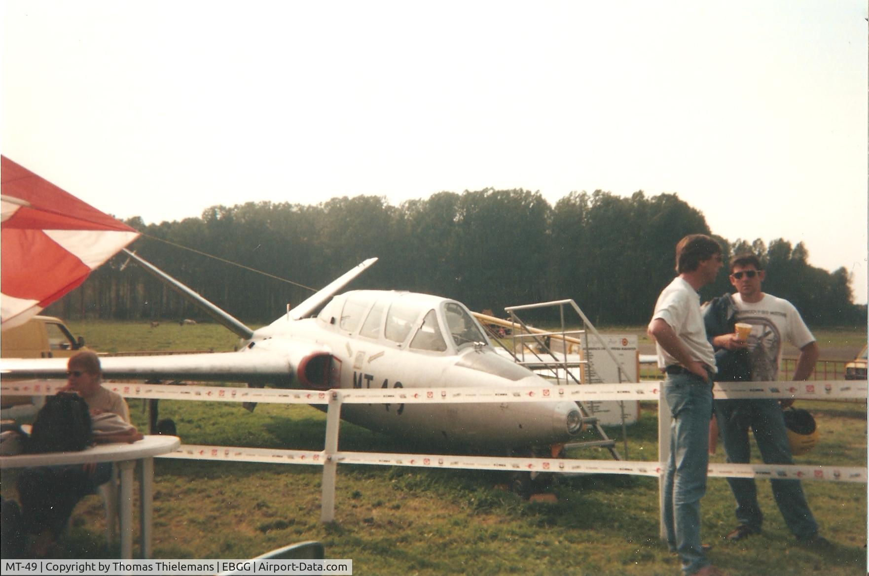MT-49, Fouga CM-170R Magister C/N 222, static Opendeurdag VZP