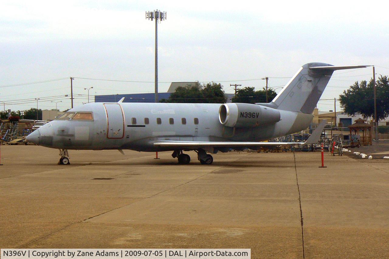 N396V, 1980 Canadair Challenger CE-144 (CL-600-1A11) C/N 1009, At Dallas Love Field