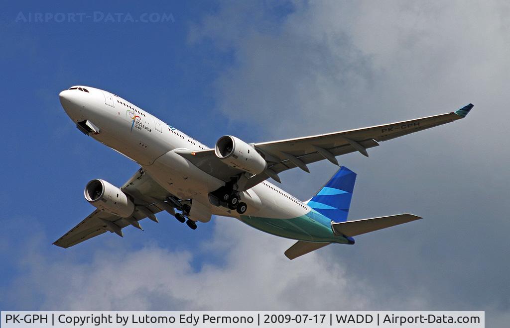 PK-GPH, 2009 Airbus A330-243 C/N 1020, garuda Indonesia