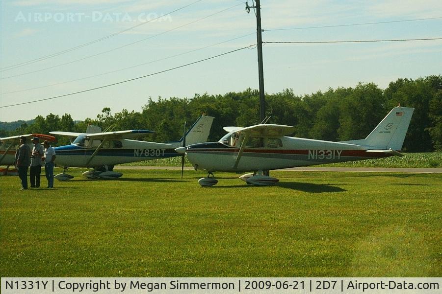 N1331Y, 1961 Cessna 172C C/N 17249031, Two vintage 172's at the Father's Day fly-in, Beach City, Ohio.