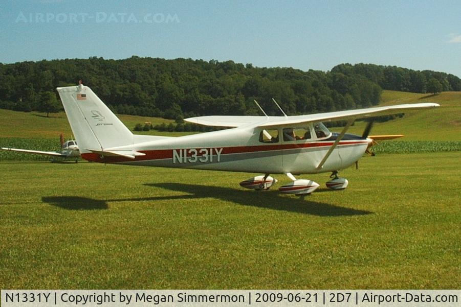 N1331Y, 1961 Cessna 172C C/N 17249031, Departing the Father's Day fly-in, Beach City, Ohio.