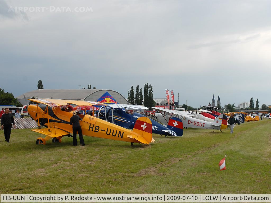 HB-UUN, 1939 Bucker Bu-131APM Jungmann C/N 41, Overview Bücker Treffen 2009 at Wels