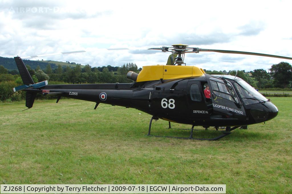 ZJ268, 1997 Eurocopter AS-350BB Squirrel HT1 Ecureuil C/N 2997, AS350BB on display on 2009 Welshpool Air Day