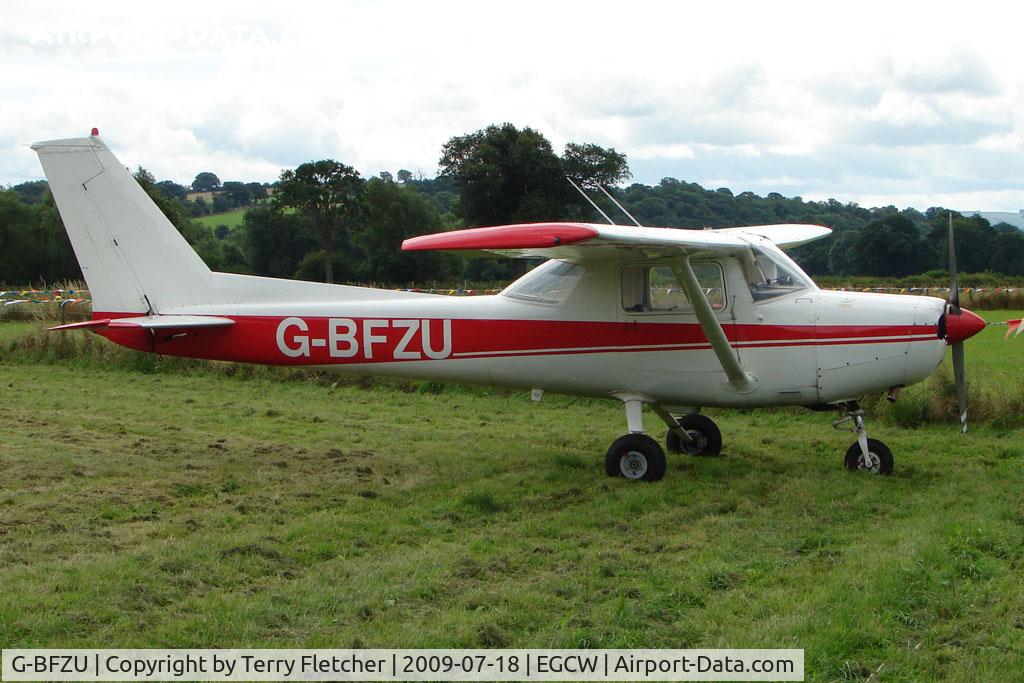 G-BFZU, 1979 Reims Cessna FA152 C/N 0355, Cessna 152 on 2009 Welshpool Air Day