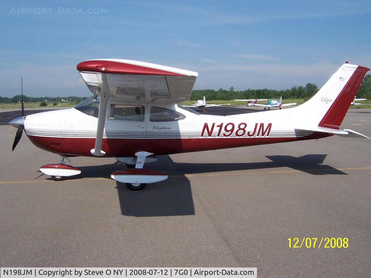 N198JM, 1973 Cessna 182P Skylane C/N 18262235, Outside the Hangar
