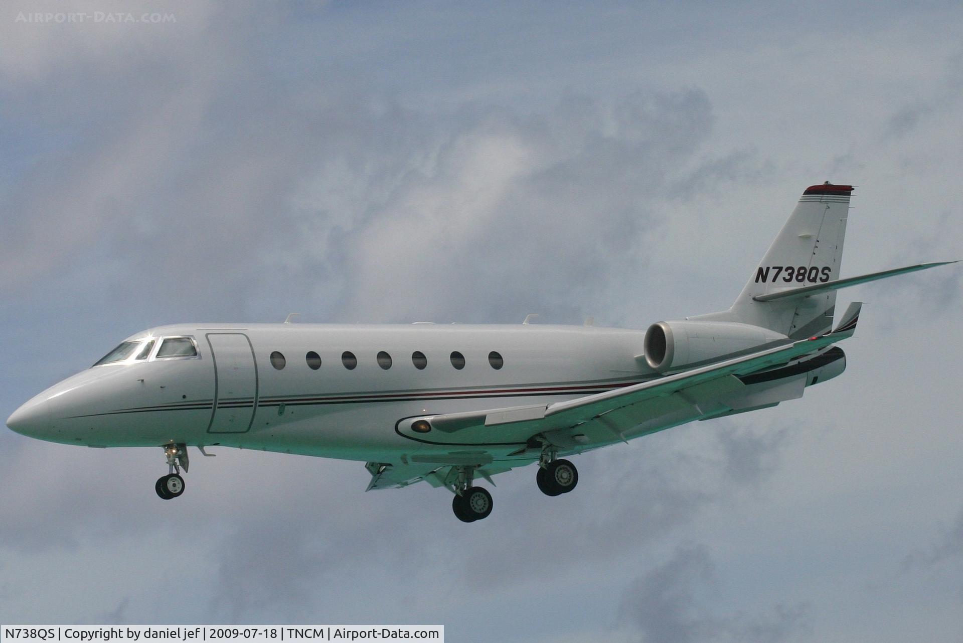 N738QS, 2008 Israel Aerospace Industries Gulfstream 200 C/N 204, Landing 10