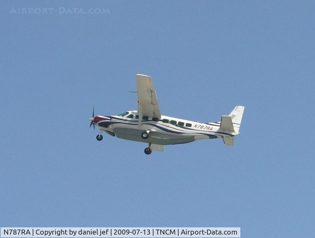 N787RA, 2003 Cessna 208B Grand Caravan EX C/N 208B1019, taking off rn10