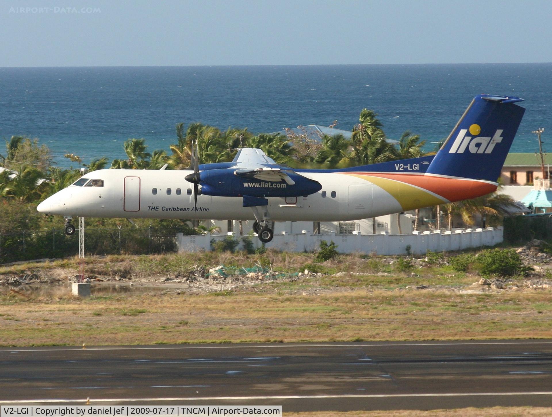 V2-LGI, 1992 De Havilland Canada DHC-8-311 Dash 8 C/N 325, Landing 10