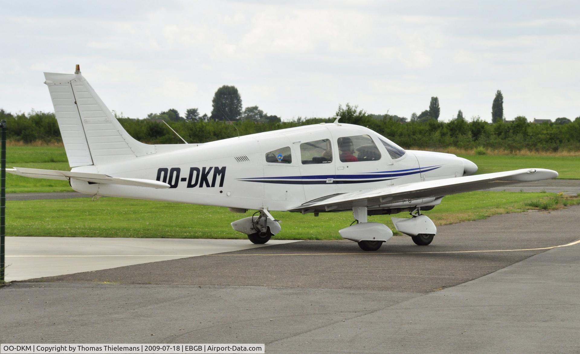 OO-DKM, 1988 Piper PA-28-181 C/N 28-7690296, /